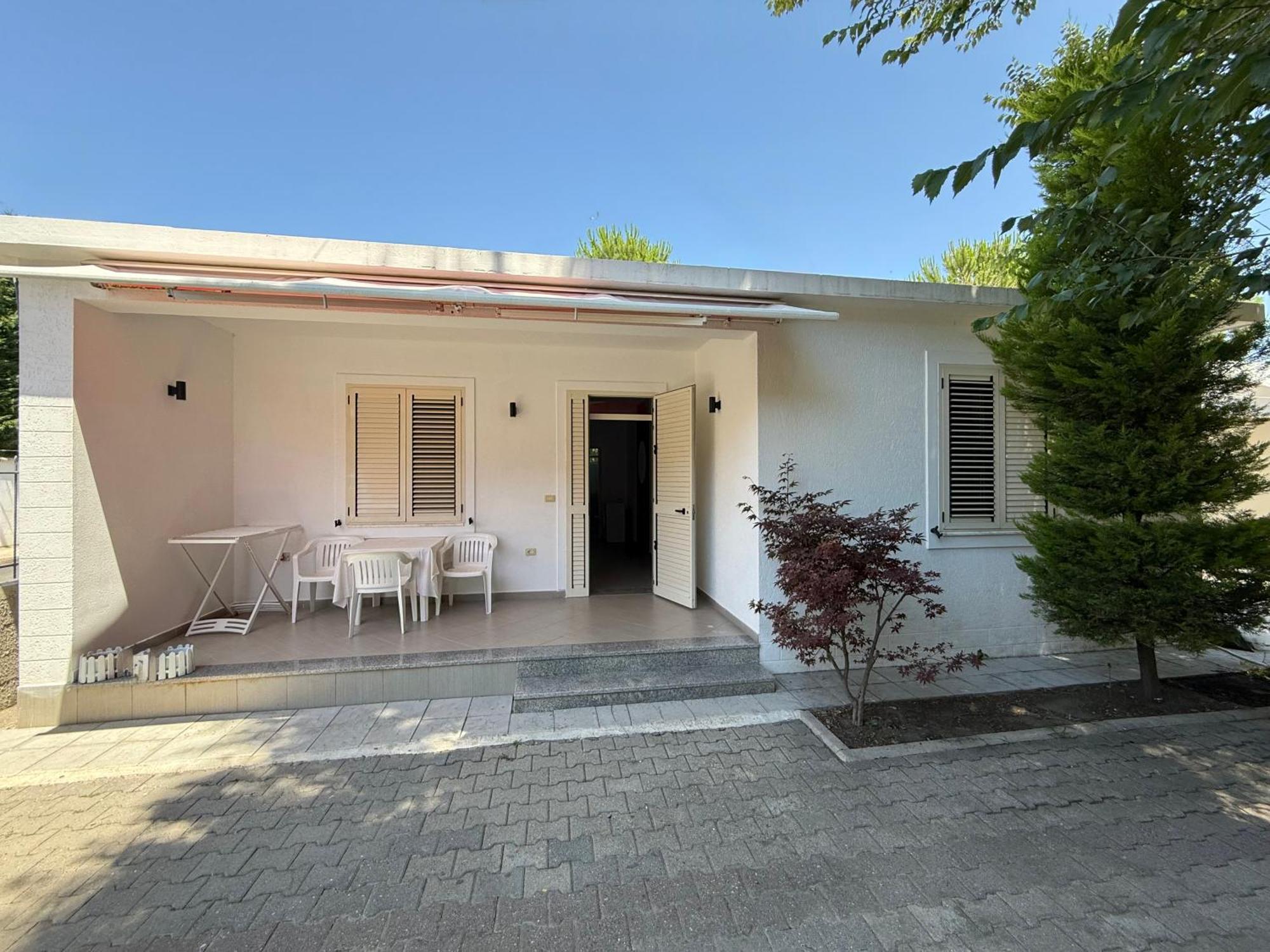 Enea House Appartement Velipojë